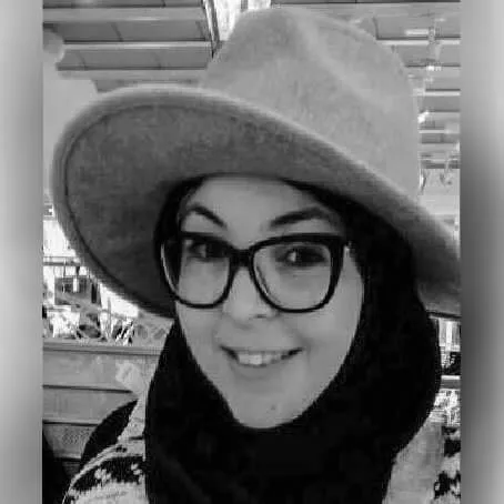 Soumaya-Cheniour Soumaya-Cheniour